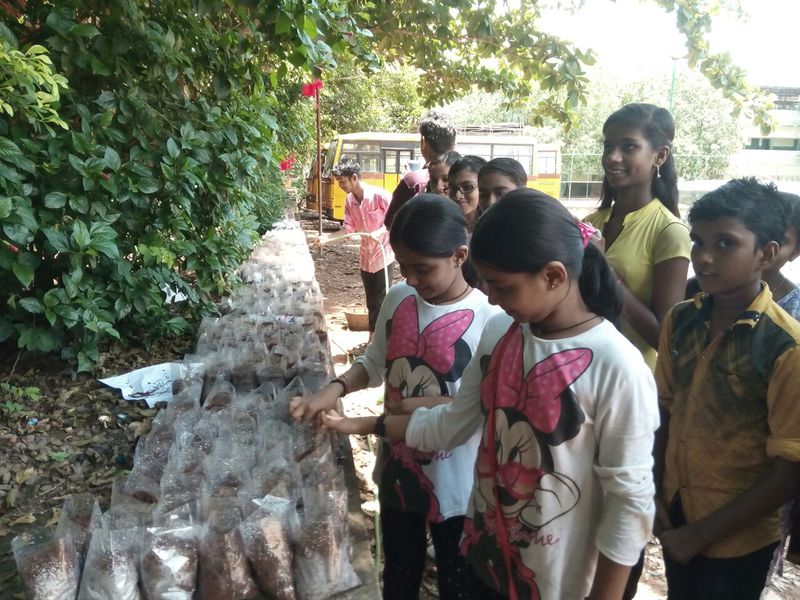 പ്രമാണം:20002 85.jpg