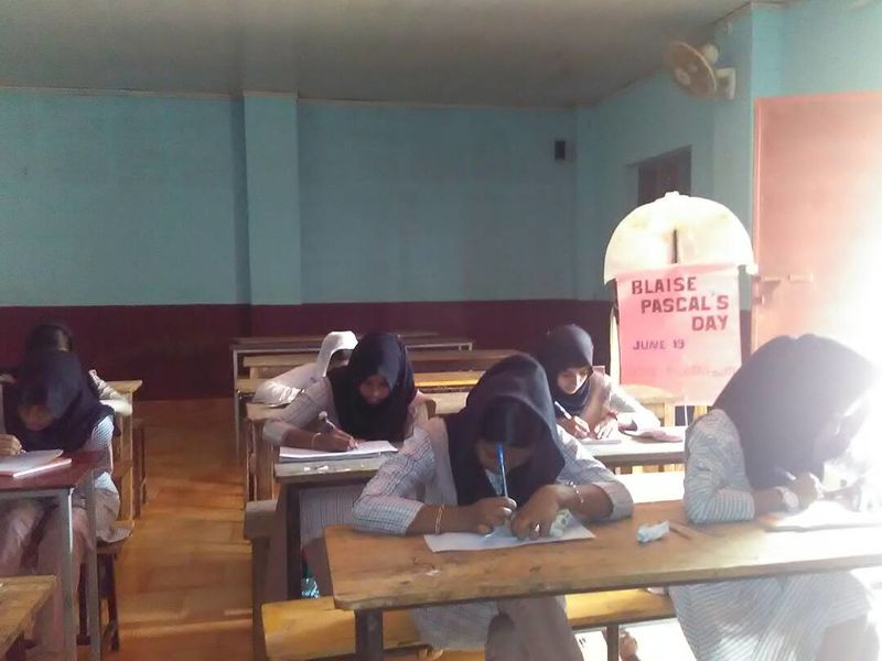 പ്രമാണം:20018 15.jpg