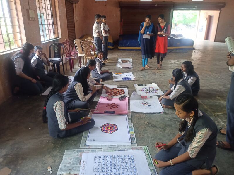 പ്രമാണം:36026 school ganithamela2024.jpg