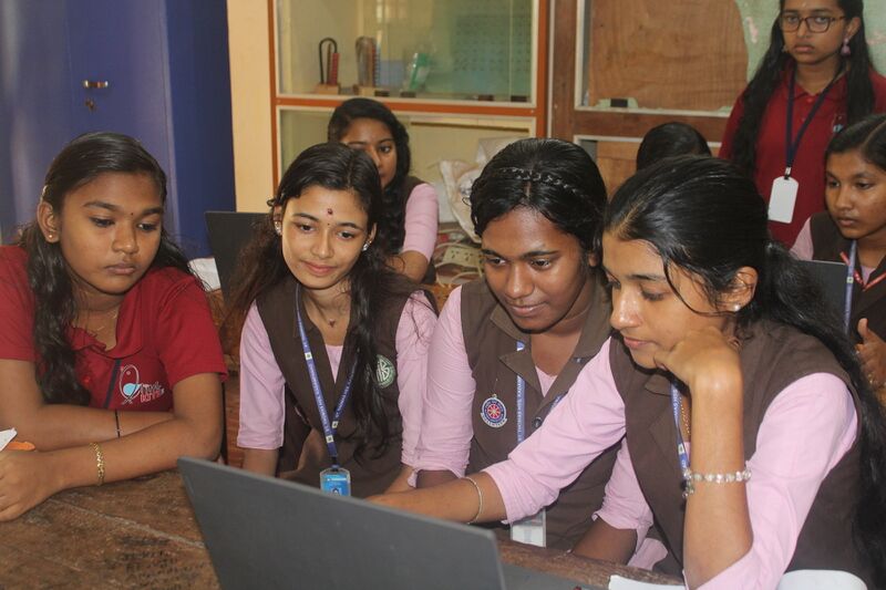 പ്രമാണം:38102-key to p5.JPG