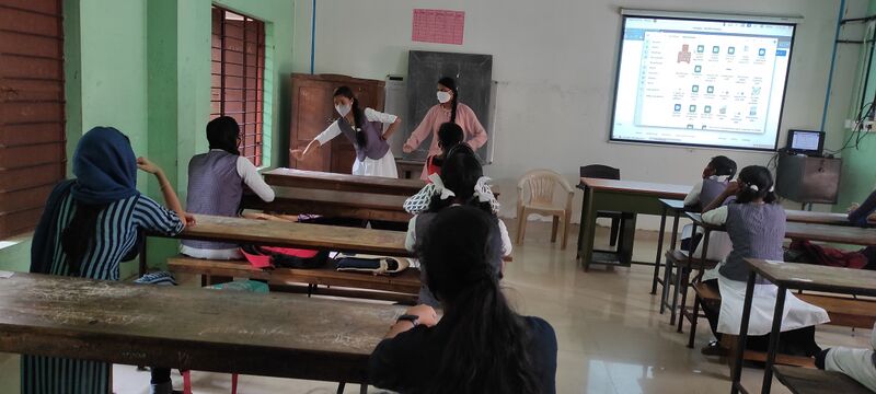 പ്രമാണം:41069 Pravesanolsavam1.jpg