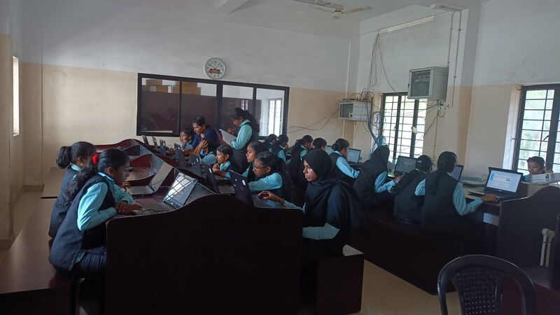 പ്രമാണം:42008 1.jpg