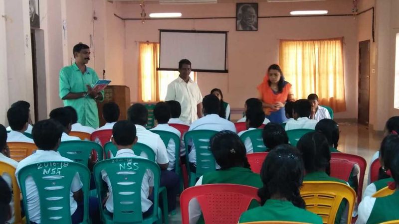 പ്രമാണം:44050 166.jpg