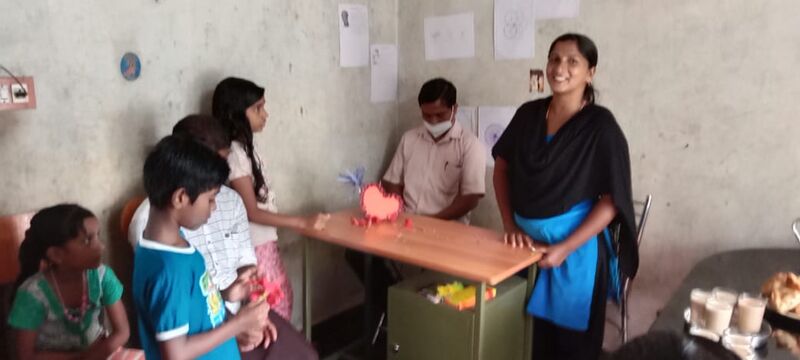 പ്രമാണം:44247 veedoru vidyalayam.jpeg