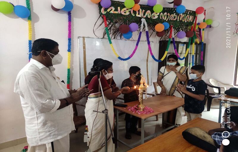 പ്രമാണം:BS21 TVM 44045 2.jpg