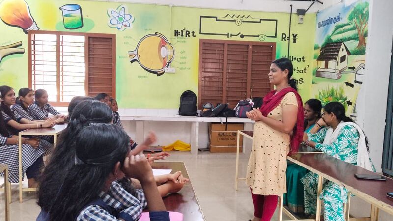 പ്രമാണം:Health club program.jpg