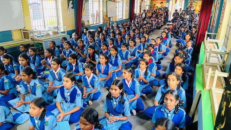 പ്രമാണം:11069 hitech1.jpeg