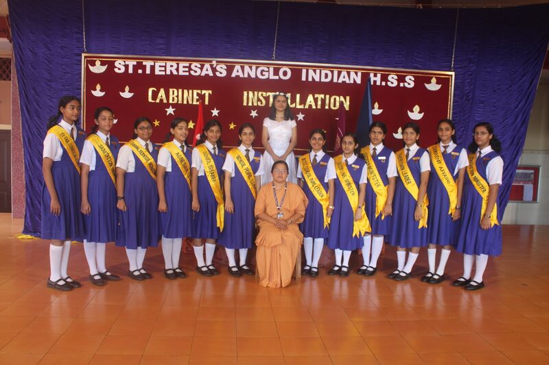 പ്രമാണം:13006 cabinet5.JPG