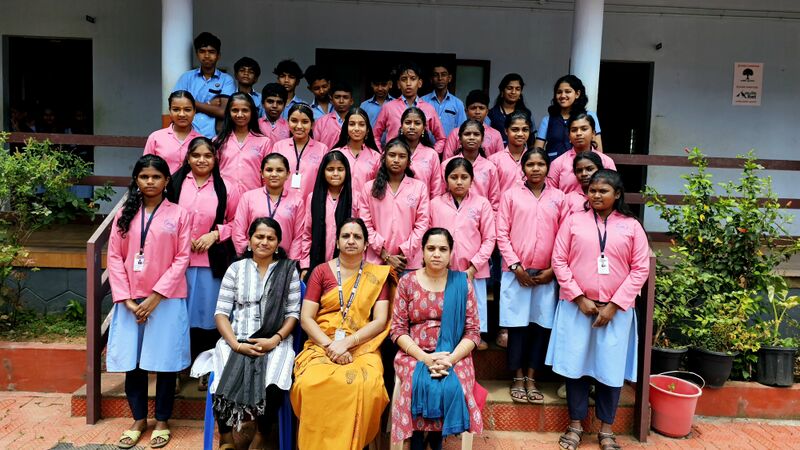 പ്രമാണം:15019 lk batch 2024-27.jpg