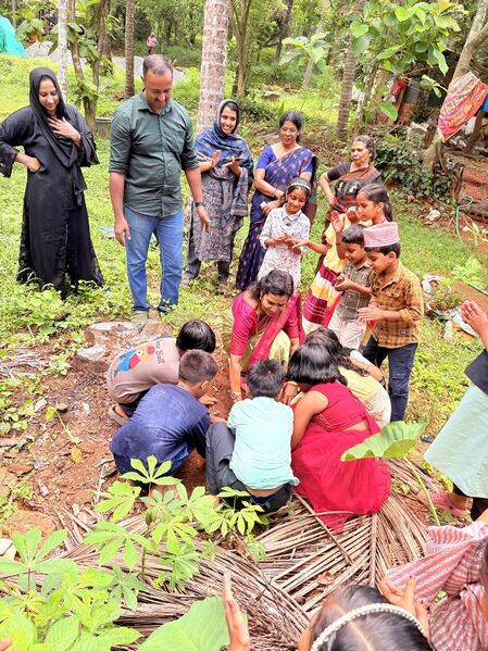 പ്രമാണം:16628-Paristhidi dinam 3.jpg