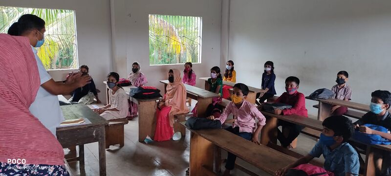 പ്രമാണം:18402 praveshanolsavam 2021-22 39.jpg