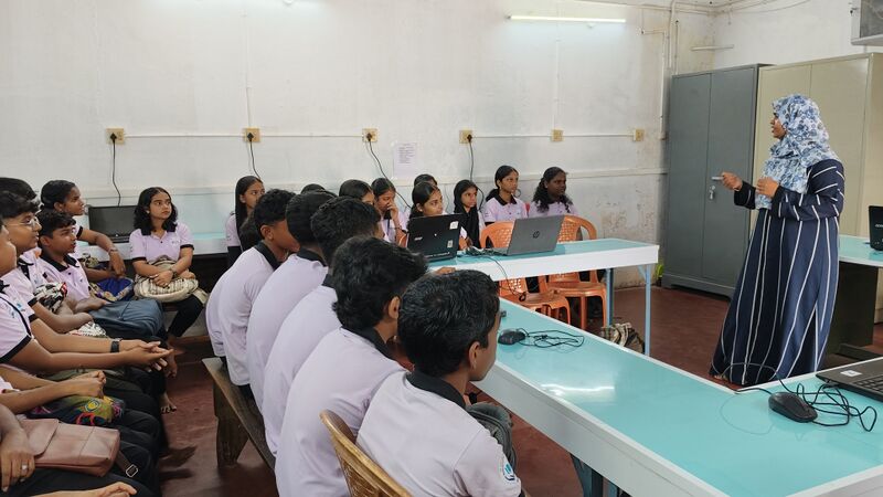 പ്രമാണം:22032 TSR 2.jpg