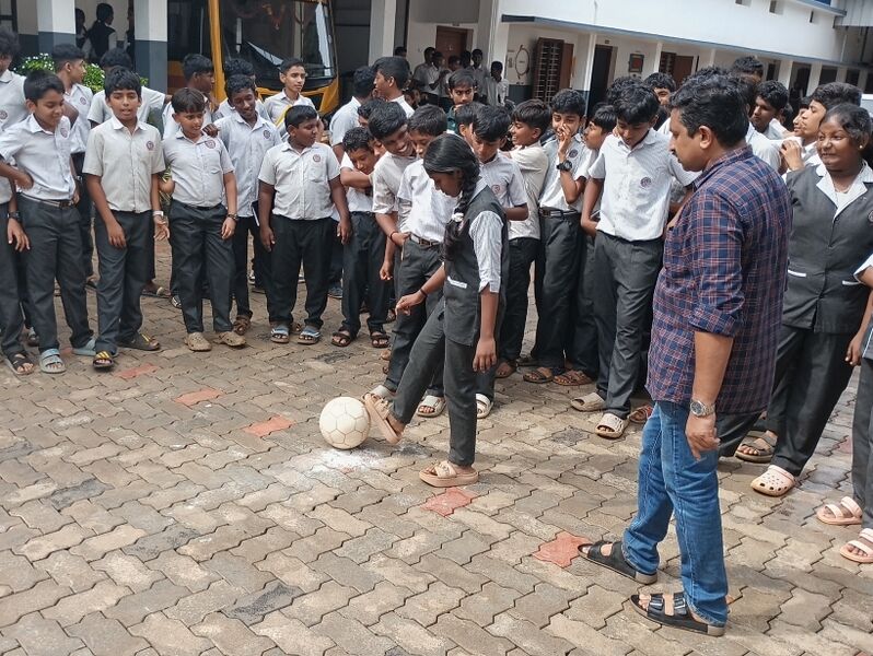 പ്രമാണം:28014-EKM-GOAL2026-003.jpg