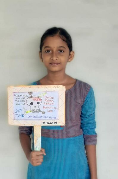 പ്രമാണം:42021 lahari2.jpg