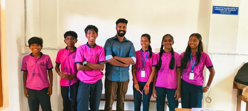 പ്രമാണം:42022 LK Prelininary 1.jpg