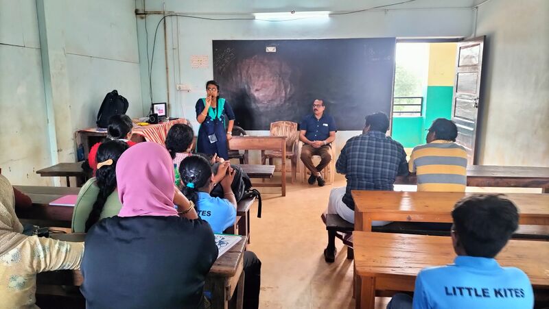 പ്രമാണം:42047 prelim camp-25-2.jpg