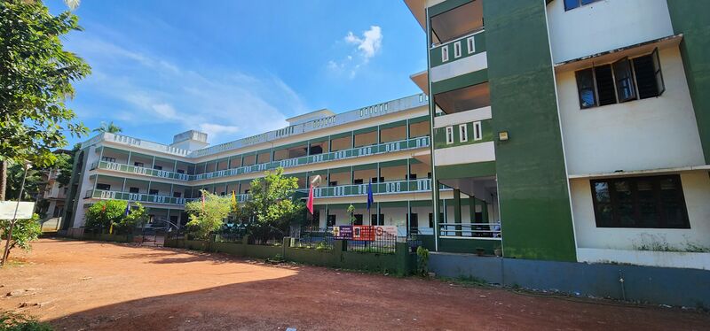 പ്രമാണം:47061 KKD MARKAZHs.jpg