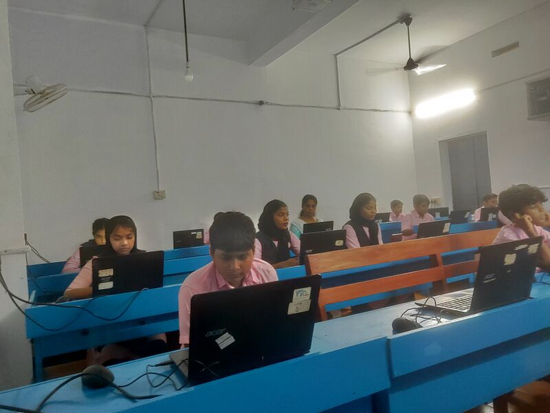 പ്രമാണം:48051 Little kite Aptitude Test-5.jpg