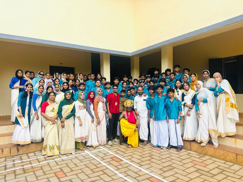 പ്രമാണം:48140 0nam 1.jpeg