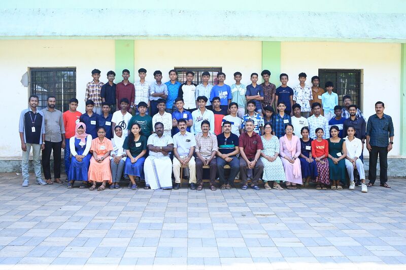 പ്രമാണം:LK Dist. Camp Group Photo.jpg