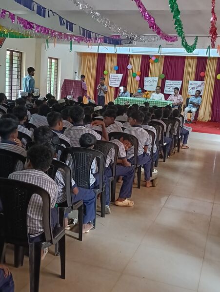 പ്രമാണം:15062 L M.jpg