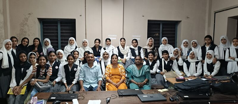 പ്രമാണം:17017 lk camp 2025 2.jpg