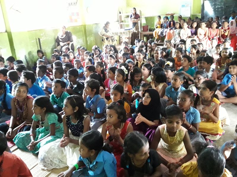 പ്രമാണം:21302-Engclub2019 02.jpg