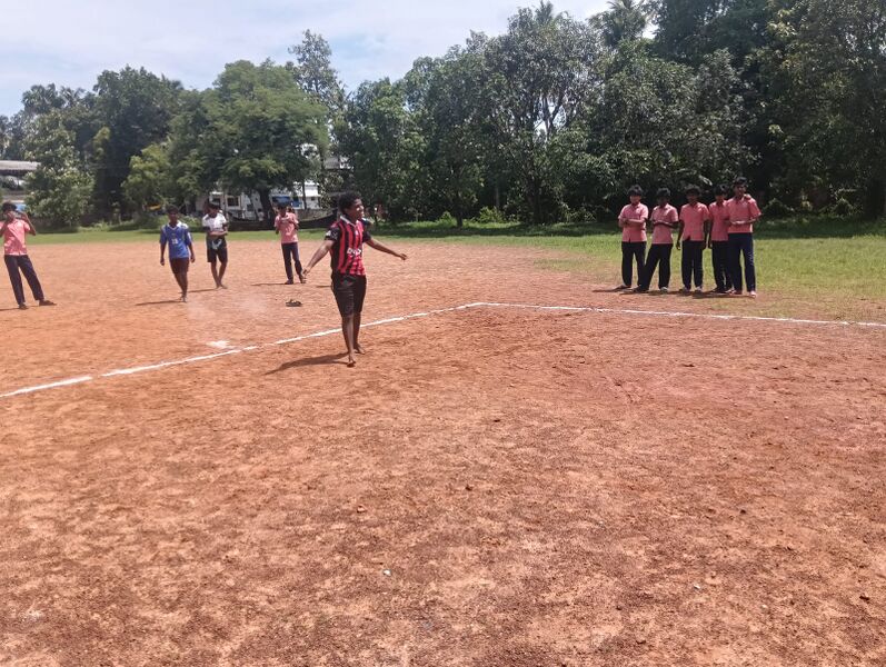 പ്രമാണം:23064-TSR-GOAL2026-Bestgoalie 01.jpg