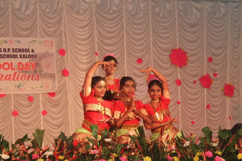 പ്രമാണം:28221-annual day.JPG