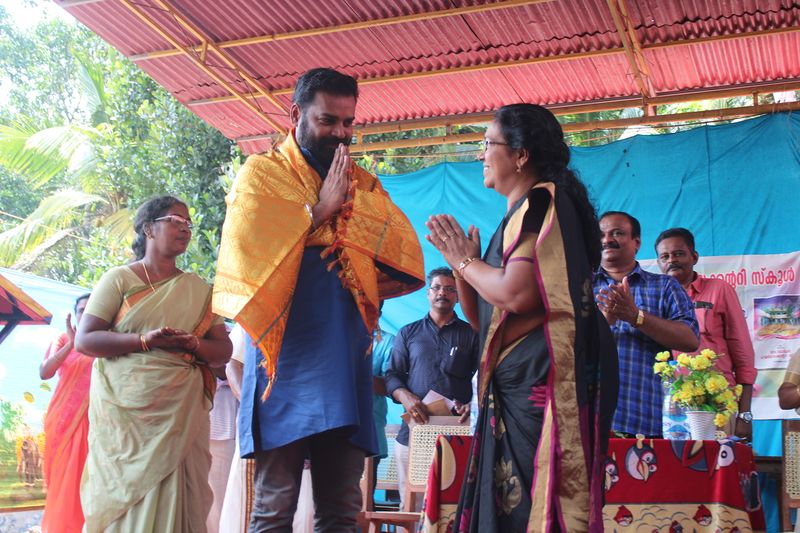 പ്രമാണം:44050 19 10 56.JPG