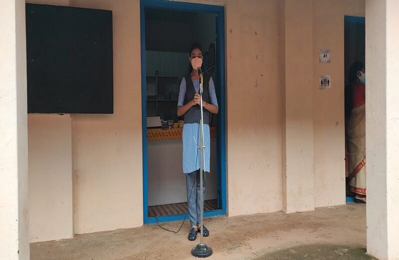 പ്രമാണം:BS21 KLM 41040 4.jpg