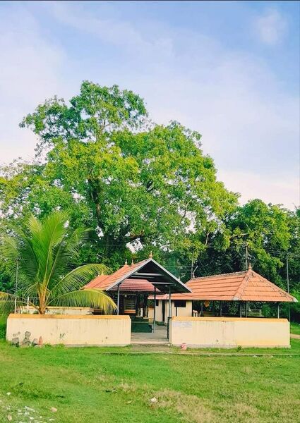 പ്രമാണം:പള്ളിമൺ ശ്രീ മഹാവിഷ്ണു ക്ഷേത്രം .jpg