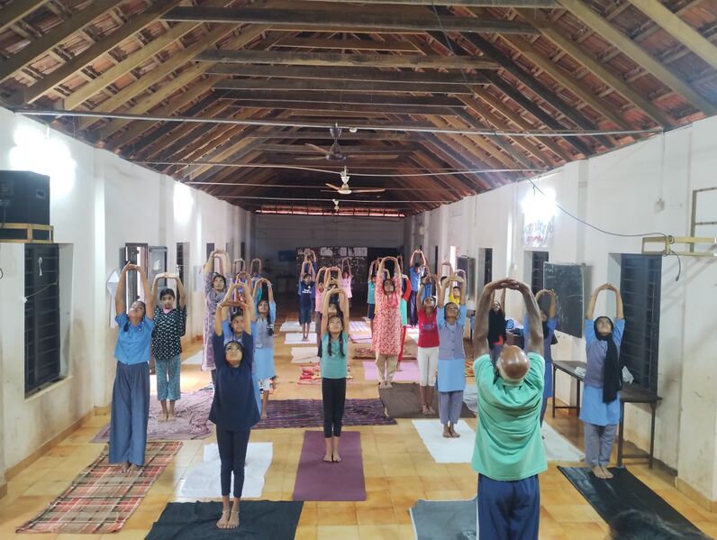 പ്രമാണം:11461-KGD-YOGA2025-02.jpg