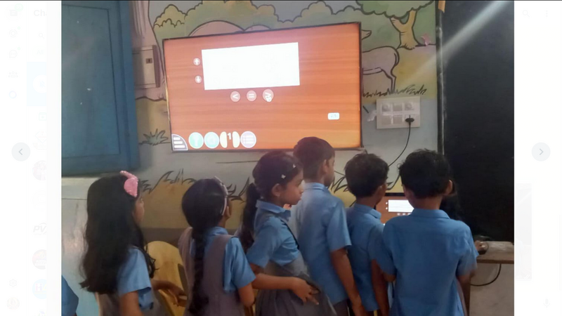 പ്രമാണം:13803 -School Lab.png