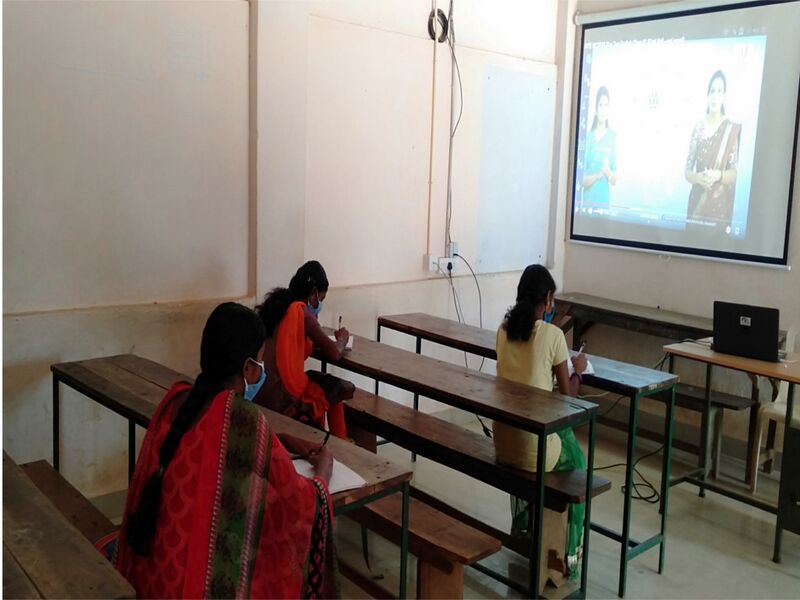 പ്രമാണം:15054 studycentre.jpg