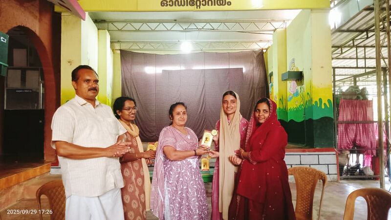 പ്രമാണം:15307 riya.jpg