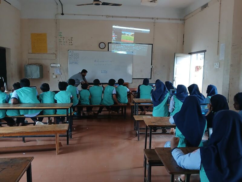 പ്രമാണം:19010 25-26 23.jpg