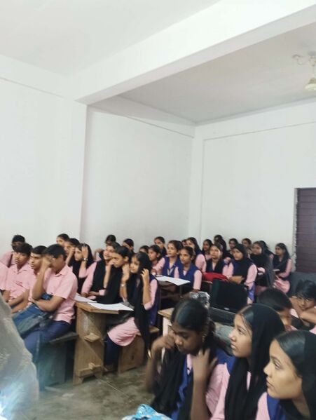 പ്രമാണം:20047-lk camp2 (1).jpg