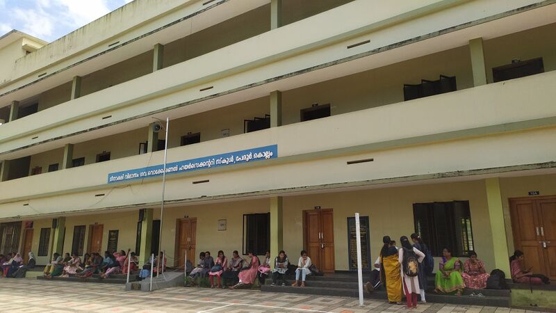 പ്രമാണം:41065 hitech building.jpg