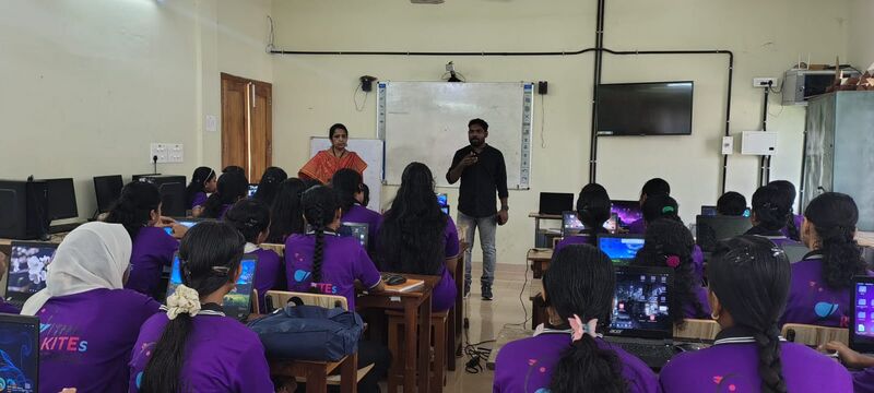 പ്രമാണം:42008 52.jpg