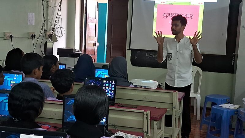 പ്രമാണം:42061 601.jpeg