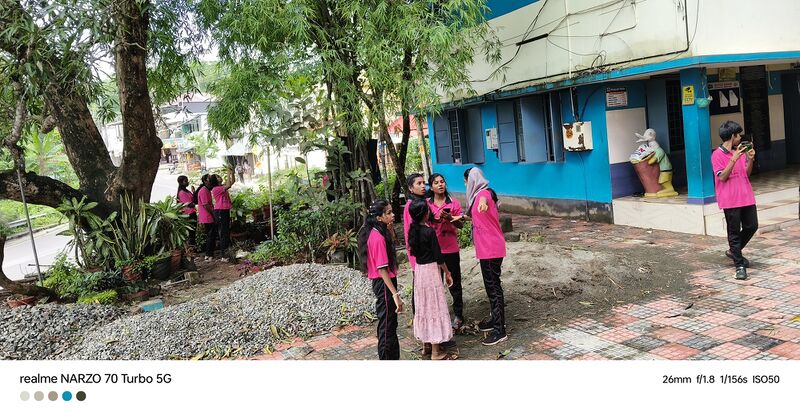 പ്രമാണം:42085 LK school 6.jpg