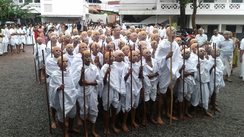 പ്രമാണം:GANDI IN VBHSS.jpg