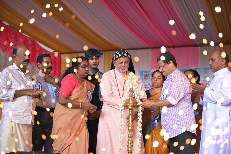 പ്രമാണം:School Day Inaugration.jpg