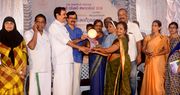 Thumbnail for പ്രമാണം:School wiki award.JPG