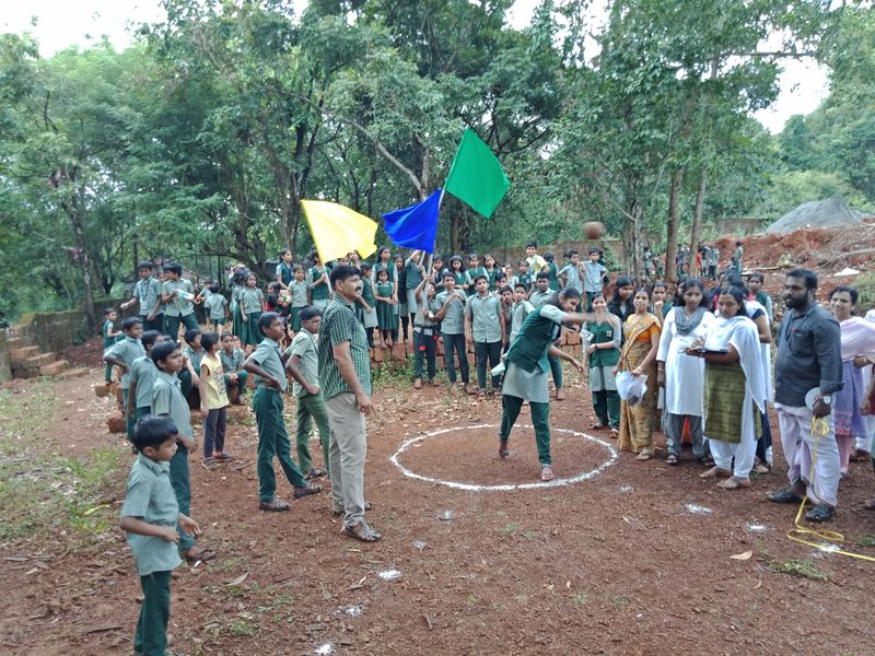 പ്രമാണം:സ്പോർട്സ് 9.jpg