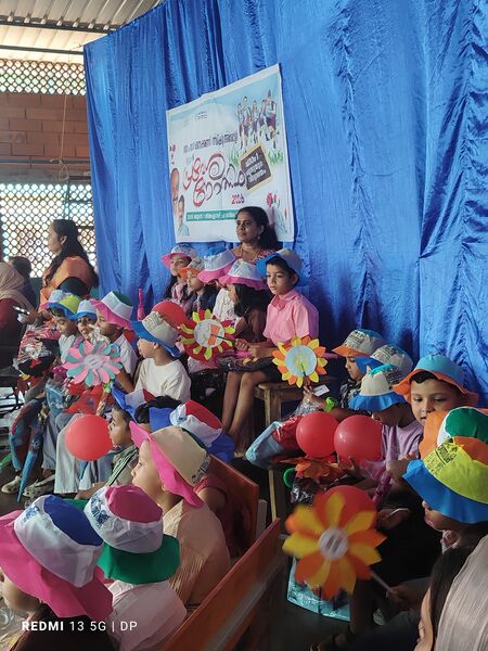പ്രമാണം:13042 Pravesanolsavam-4.jpg