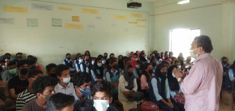 പ്രമാണം:16014 sslcmt6.jpeg