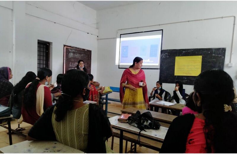 പ്രമാണം:19053-MLP-LKCS22-5 - Krishnan Tirunavaya.jpg