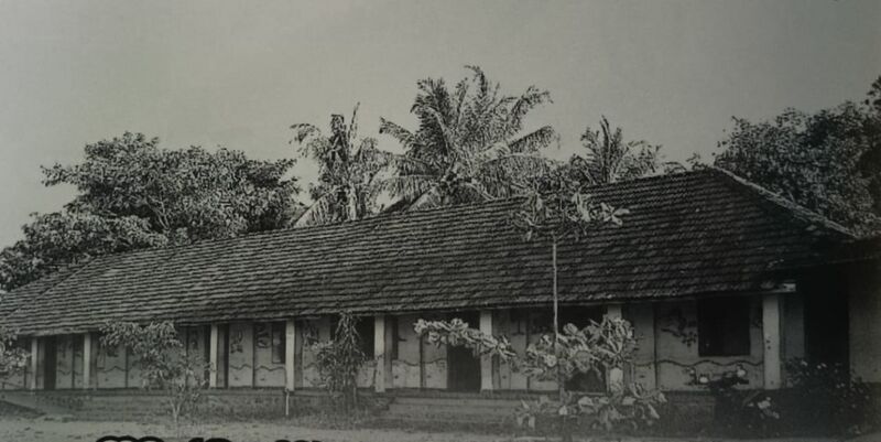 പ്രമാണം:19833 OLD BUILDING 2.jpg